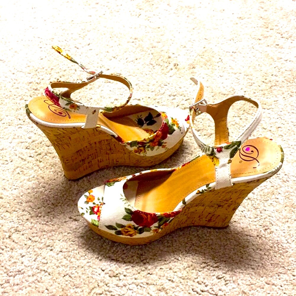 Floral Wedges